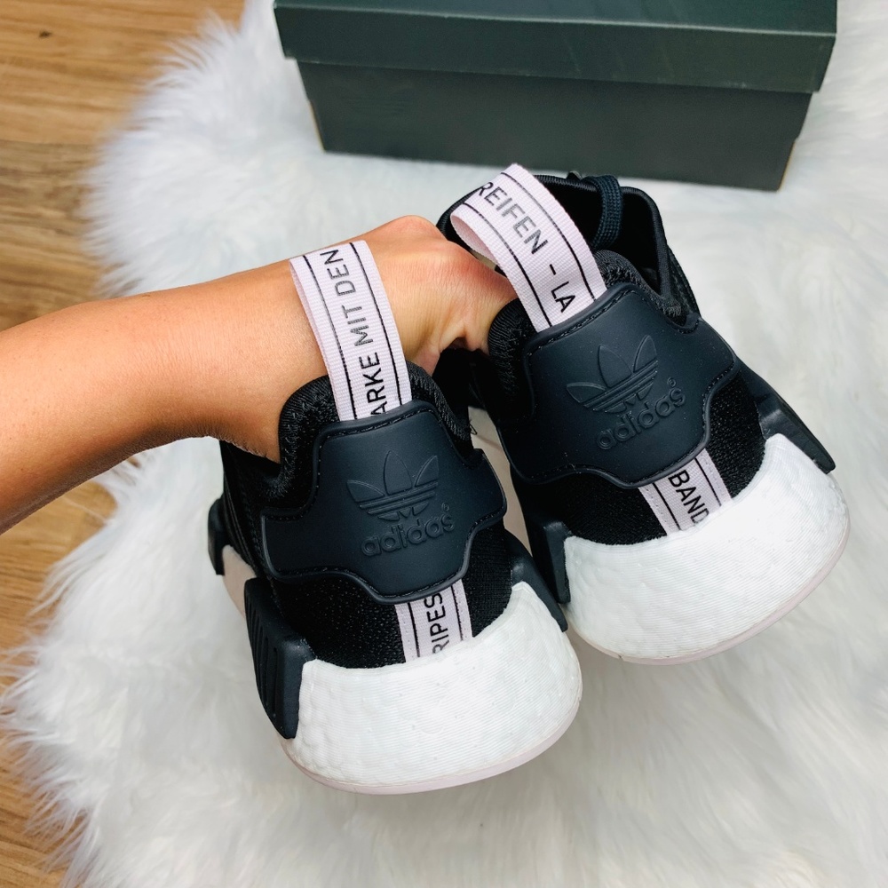 Adidas NMD R1 Core Black Orchid Tint - Picture 5 of 8
